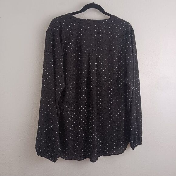 Torrid polka dot long sleeve v-neck hatper blouse size 1X - Picture 4 of 4